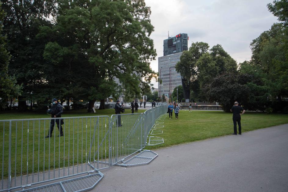 antiproslava protesti dan državnosti