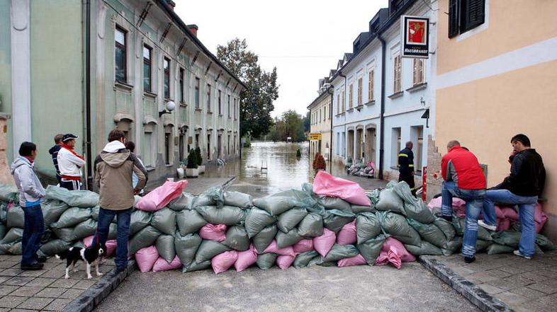 Karitas je takoj po poplavah iz svojega sklada že razdelil 35 tisoč evrov. Najve