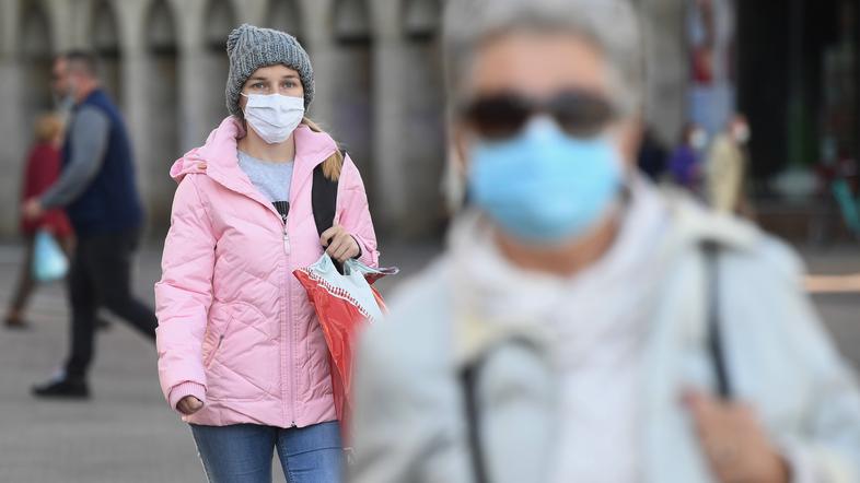 Zaščitne maske na prostem