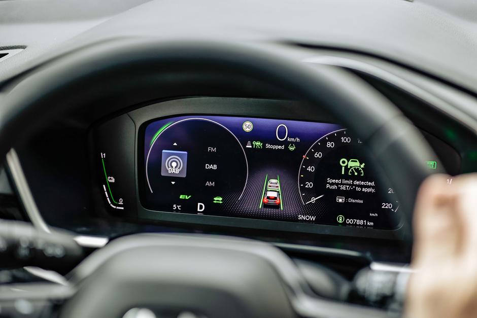 Honda CR-V PHEV | Avtor: Saša Despot