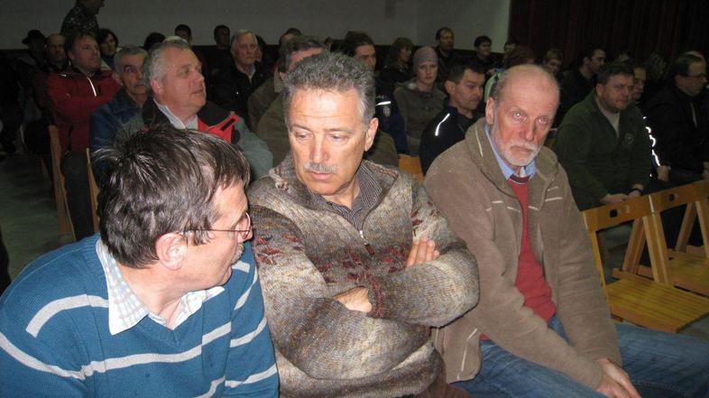 Javne predstavitve predloga novega zakona o TNP v Stari Fužini se je udeležilo o