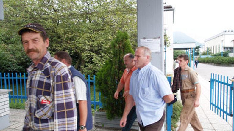 Nekdanji zaposleni, ki so se včeraj po nekaj mesecih vrnili na delo, so bili v i