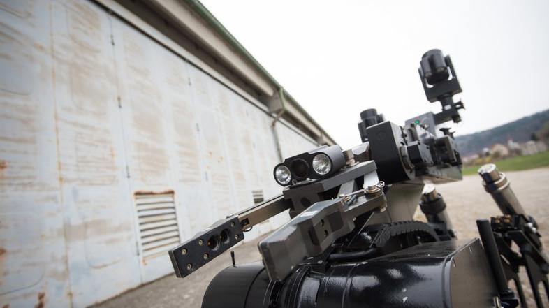 protibombna zaščita