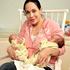 Nadya Suleman z dvema najmlajšima.