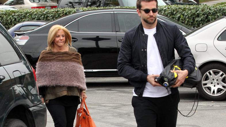 Bradley Cooper, Gloria