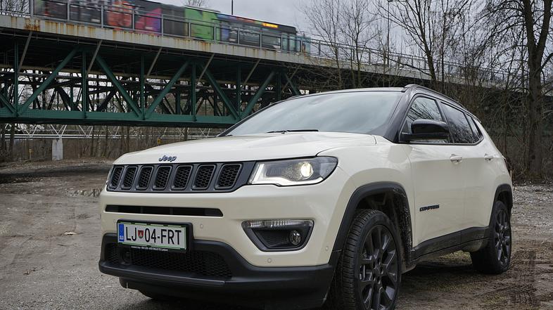 jeep compass 4xe