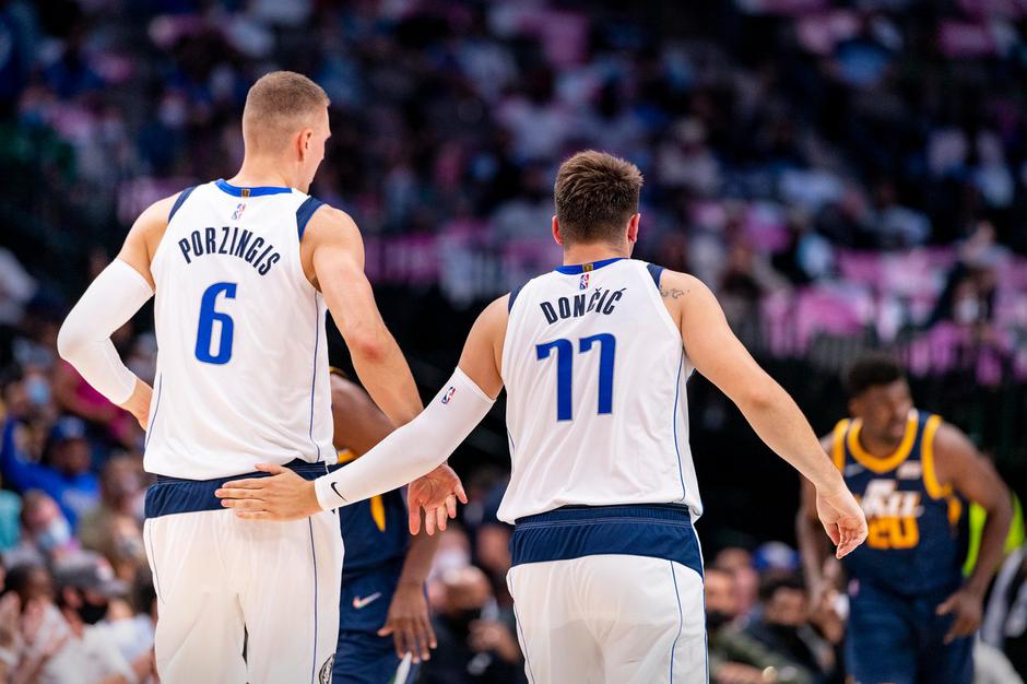 Luka Dončić in Kristaps Porzingis | Avtor: Profimedia