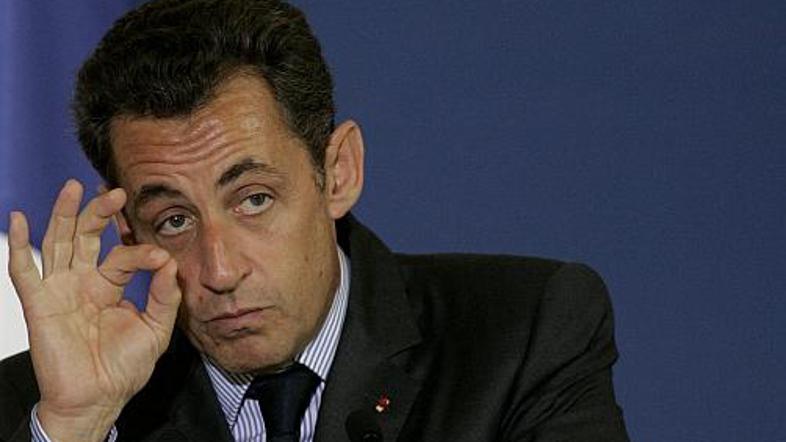 Nicolas Sarkozy se dobro drži tudi na različnih lestvicah najbolj privlačnih Fra
