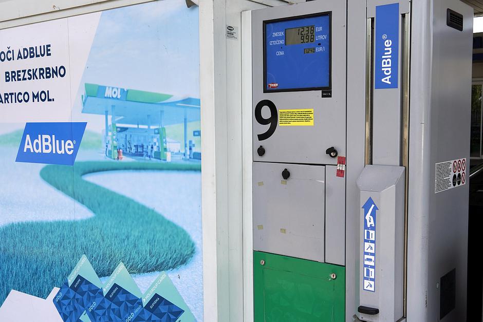 AdBlue točilni aparat | Avtor: Matija_Janežič