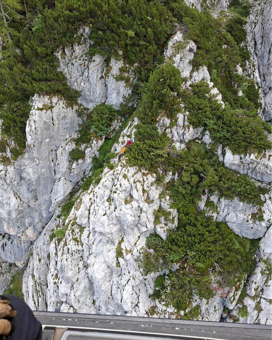 Reševanje mladega planinca na Okrešlju | Avtor: GRZS