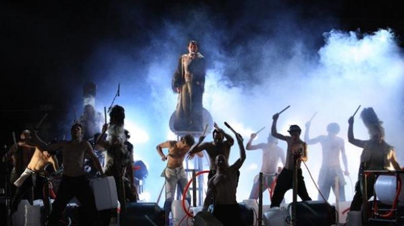 Kiklopu v pomoč bo tudi zasedba Let 3. (Foto: Jasenko Rasol, Španski borci)