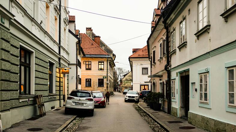 stanovanjski blok, stanovanja