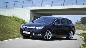 Opel insignia biturbo