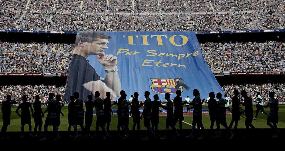 Barcelona - Getafe Vilanova  osmrtnica smrt transparent tribuna napis | Avtor: EPA