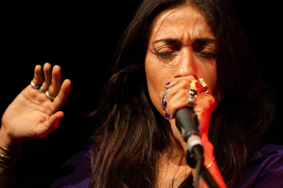 Hindi Zahra v Kinu Šiška, Ljubljana