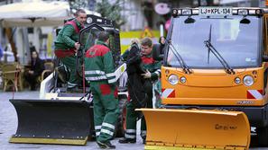 Lani kupljena vozila so v KPL priredili za strogi center mesta; jeklene robove s