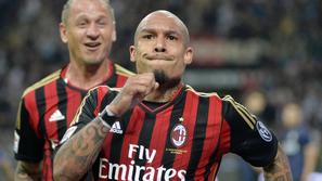 AC Milan Inter Milano Serie A Italija liga prvenstvo derbi Mexes De Jong