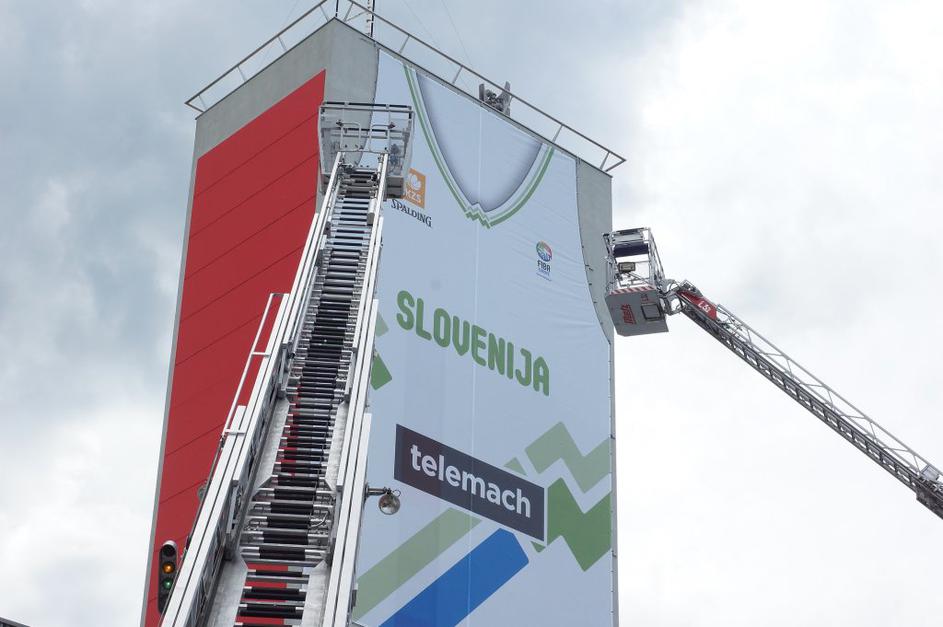 Gigantski dres v Kopru