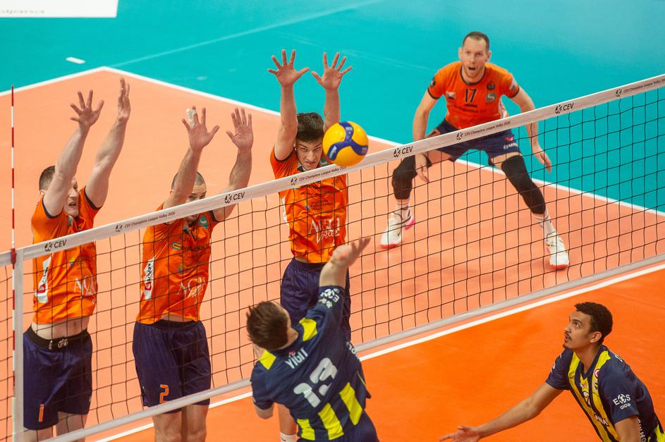 ACH Volley - Fenerbahče