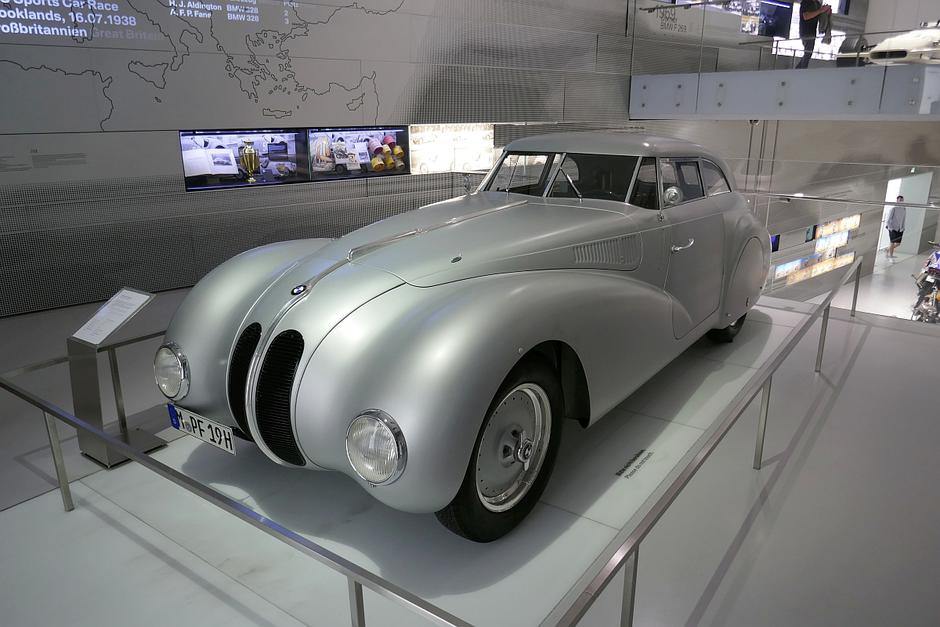 BMW muzej, BMW Welt | Avtor: Matija_Janežič