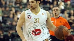 Sašo Ožbolt je bil s 25 točkami najboljši strelec srečanja v Ljubljani. (Foto: S