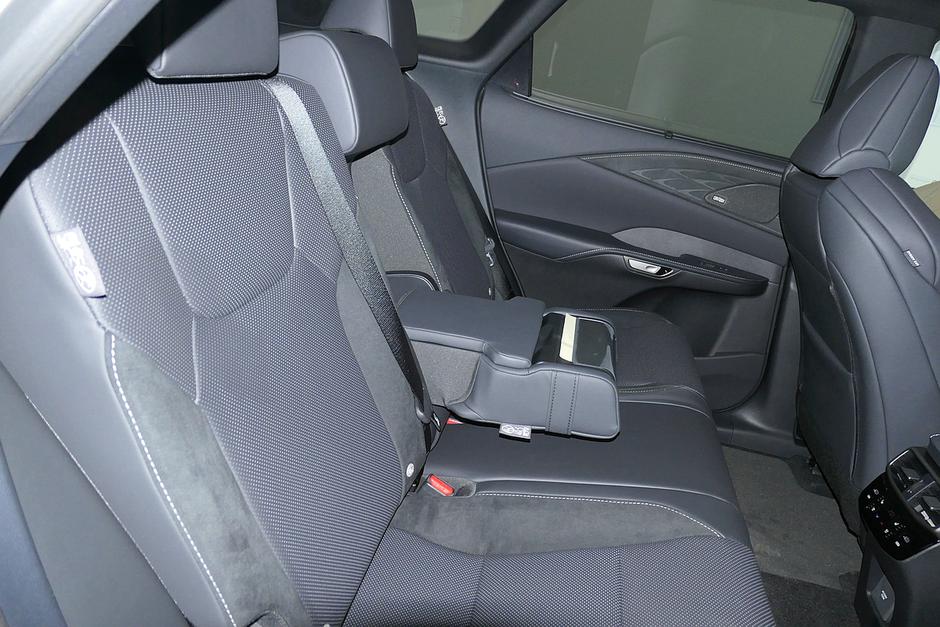 lexus RX | Avtor: Matija_Janežič