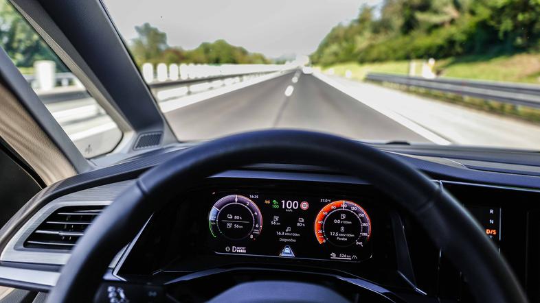 Volkswagen Multivan eHybrid 4MOTION