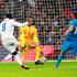 Welbeck Handanović Anglija Slovenija Wembley