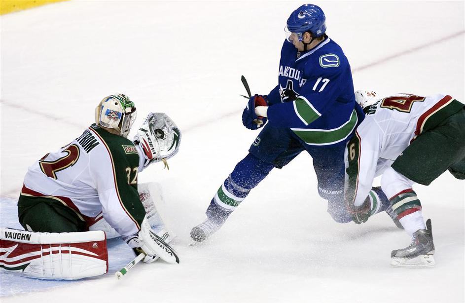 Ryan Kesler in Niklas Backstrom