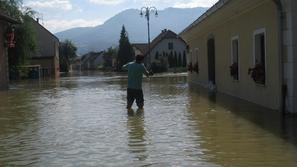 Spomin na septembrske poplave ne ostaja le na fotografijah, ampak tudi na razmoč