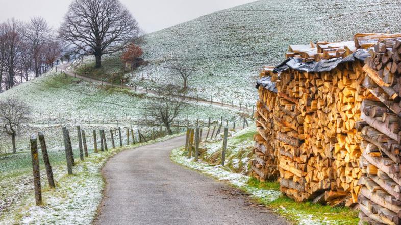Mrzlo vreme z vetrom