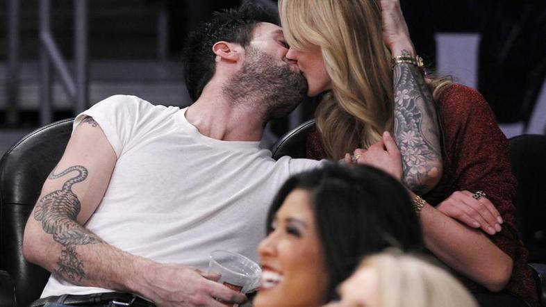 nba tekma Adam Levine Anne Vyalitsyna