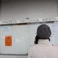 Ista delovna mesta kot na oglasnih deskah in v prostorih zavoda so po novem obja