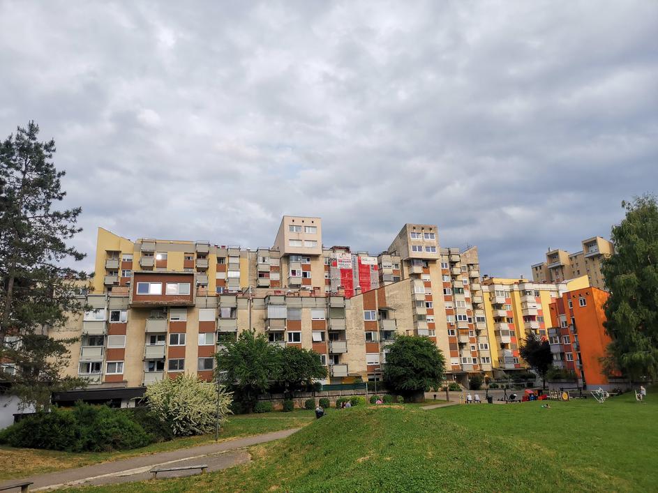 Bloki Mucherjeva ulica