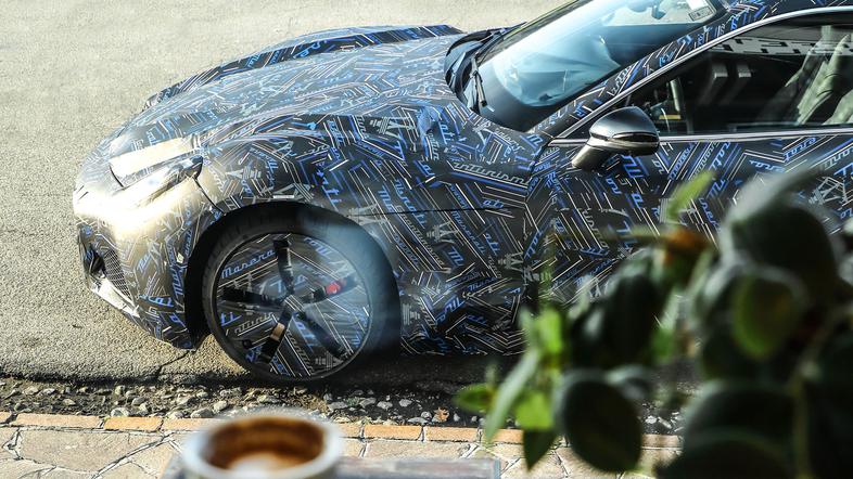 Maserati grancabrio, granturismo, hidria