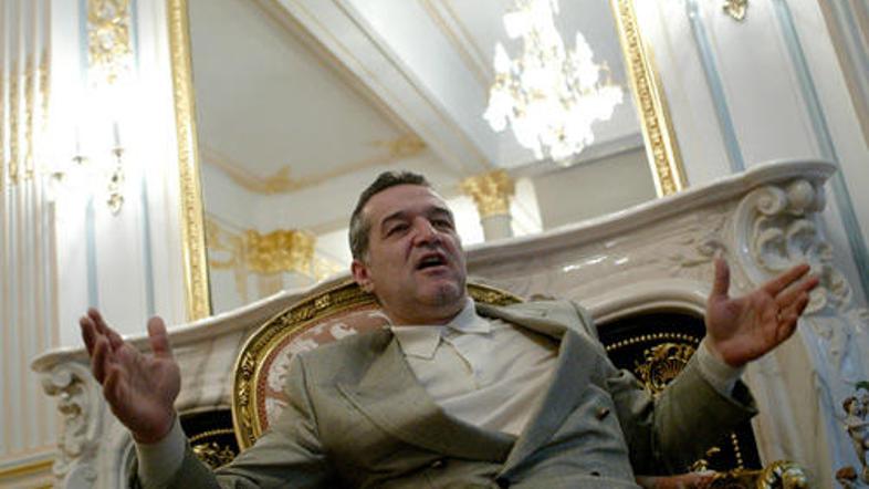 Gigi Becali se je znova znašel v težavah.