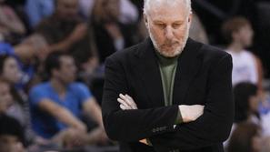 Gregg Popovich je bil na tekmi z Oklahomo vse preveč zastrmel v tla.