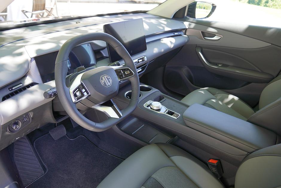 MGS5 EV električni križanec B SUV | Avtor: Matija_Janežič