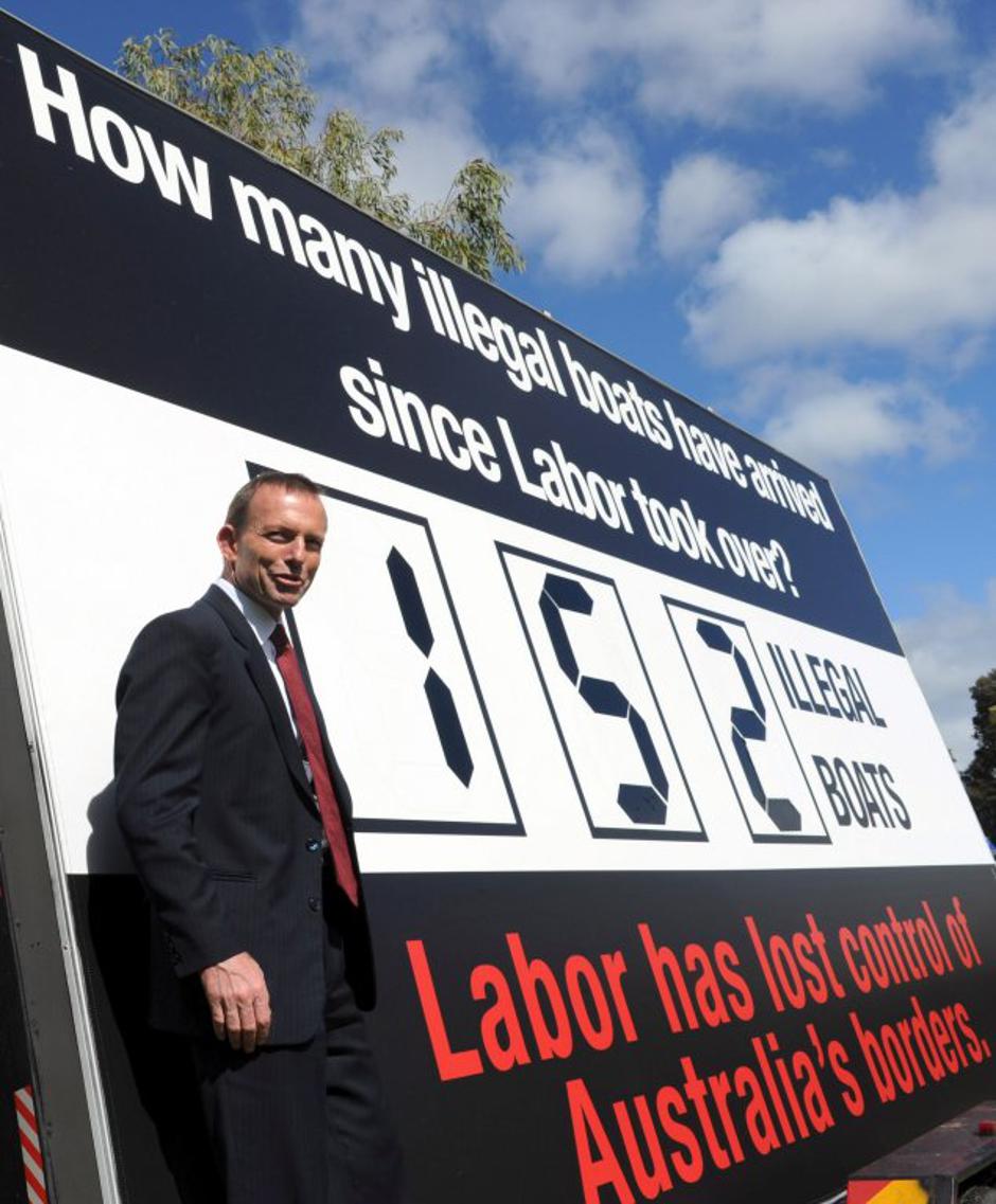 Avstralski predsednik vlade Tony Abbott | Avtor: EPA