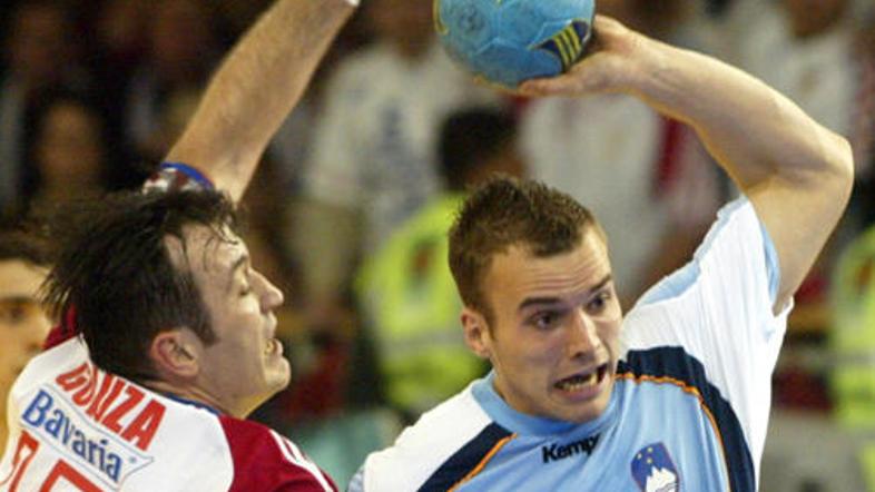 Slavko Goluža danes deluje v hrvaškem trenerskem štabu, Uroš Zorman pa je nosile