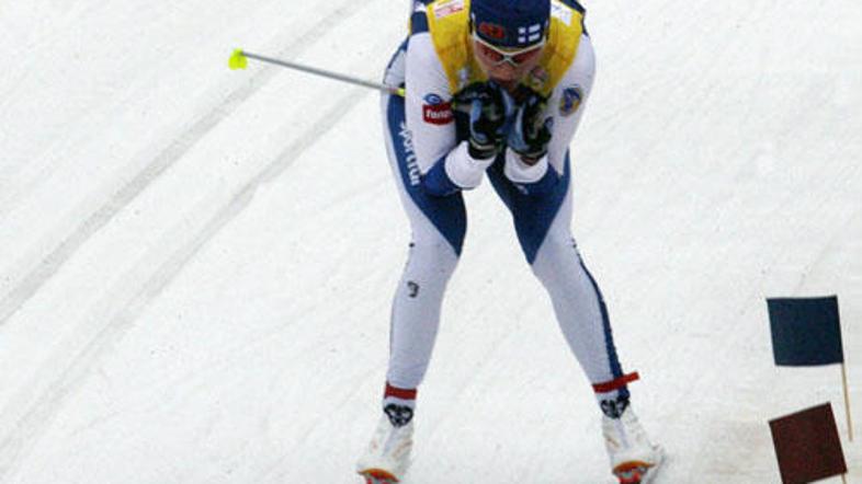 Virpi_Kuitunen_Action_270208 - main