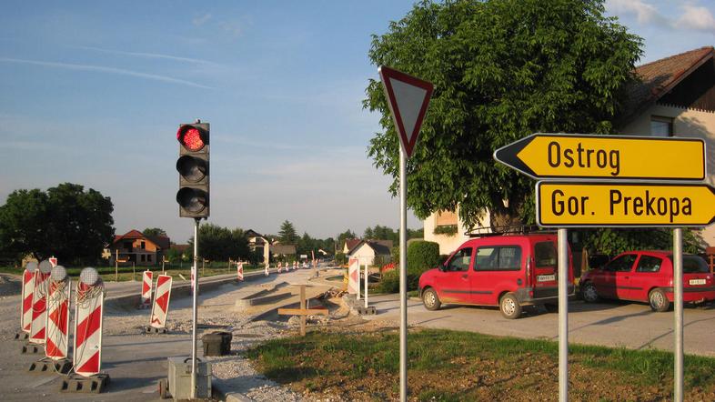 Ko so obnavljali Prekopo, so tja navažali nov gramoz, starega pa deponirali pri 