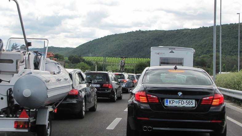 Gneča na mejnem prehodu