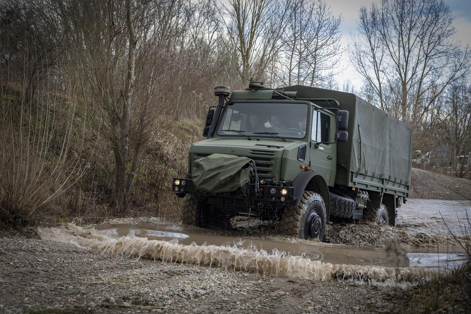 Mercedes-Benz Trucks unimog U5000 | Avtor: Mercedes-Benz