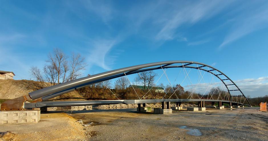 Medvode, Verje, most, brv | Avtor: M. Ha.