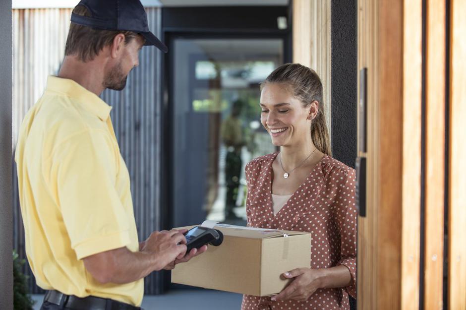 Poštar | Avtor: Klemen Razinger