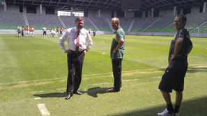 Župan Zoran Janković je vsenavzoč. Tudi med sredinim treningom je spregovoril ne