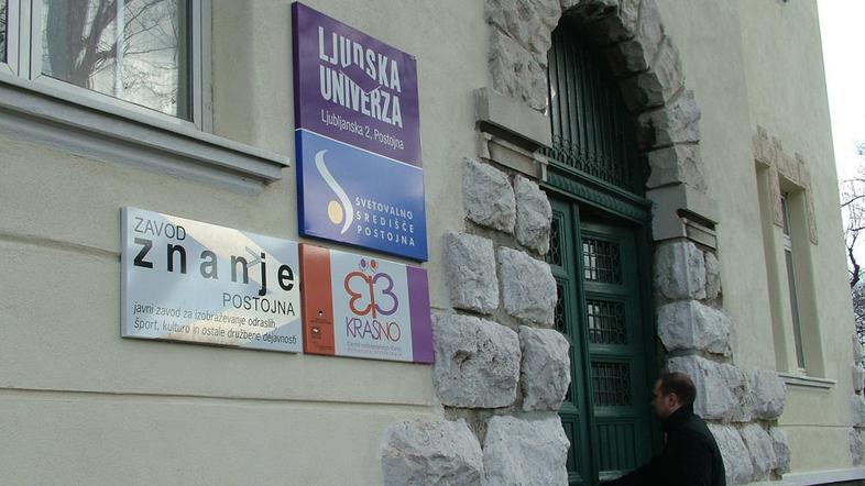 Ljudska univerza, ki se spopada s precejšnjimi likvidnostnimi težavami, od lani 