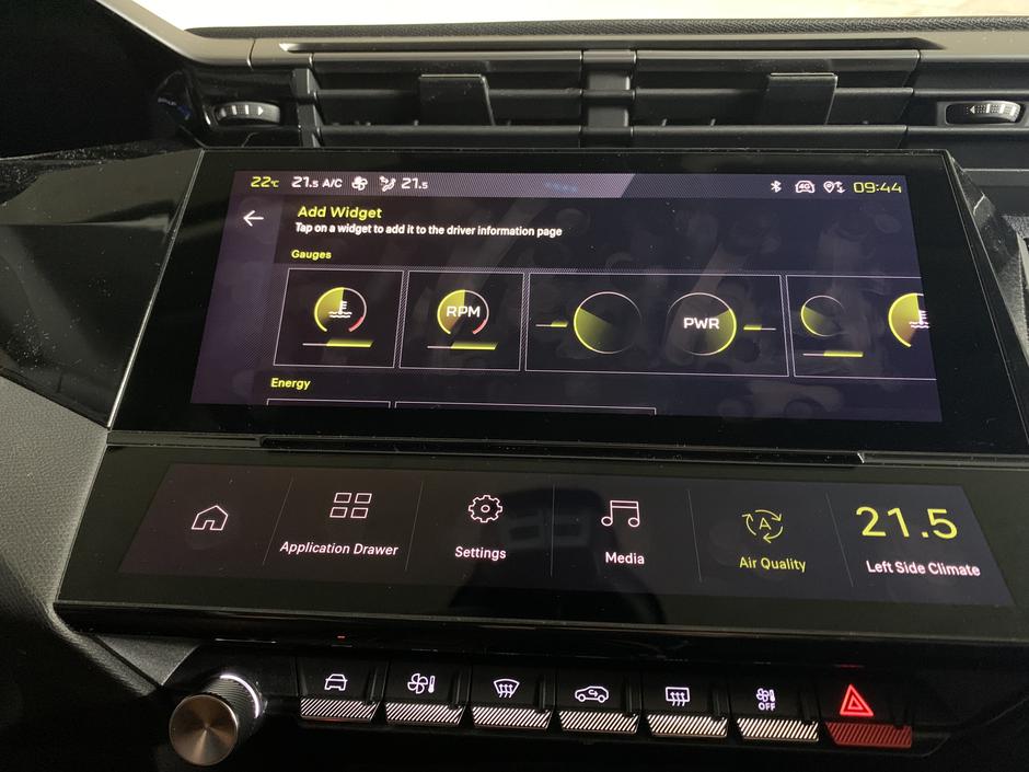 Peugeot i-toggles infotainment | Avtor: Žurnal24 