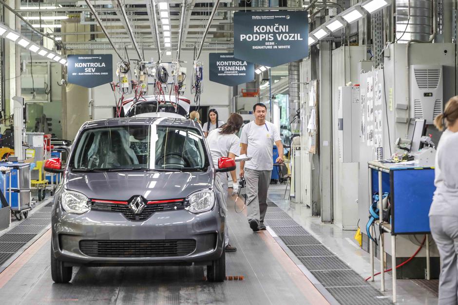 Revoz | Avtor: Saša Despot